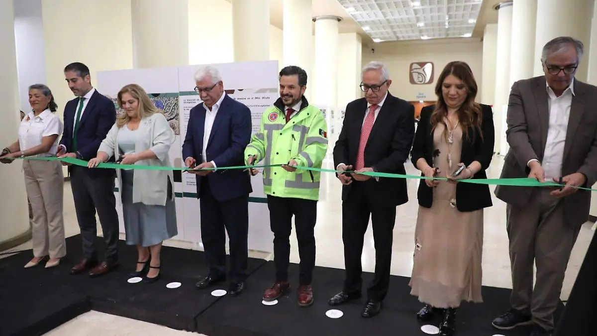 exposicion terremoto imss CORTESIA