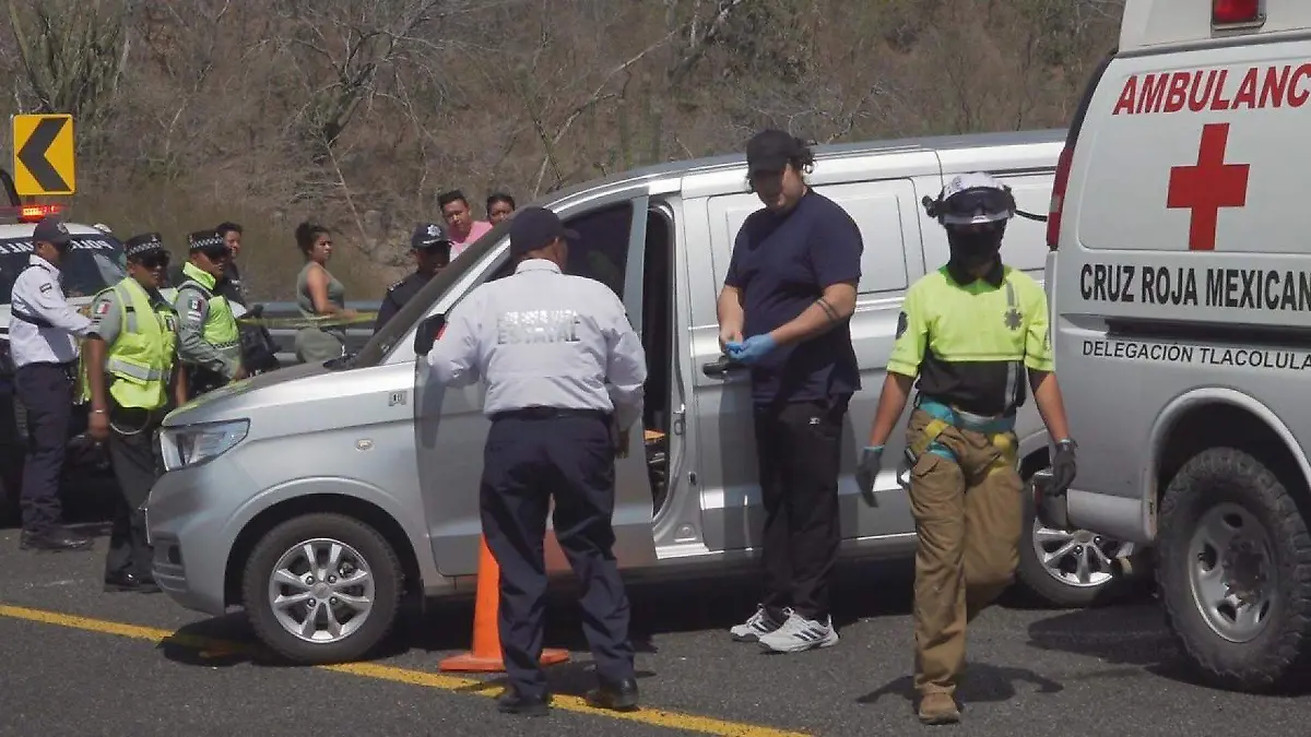 1022941_Oaxaca Camionazo_web