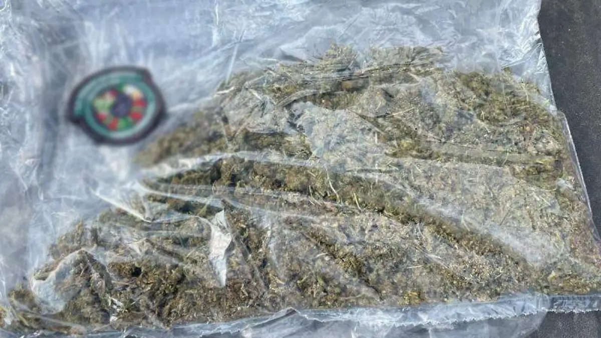 CON DROGA3