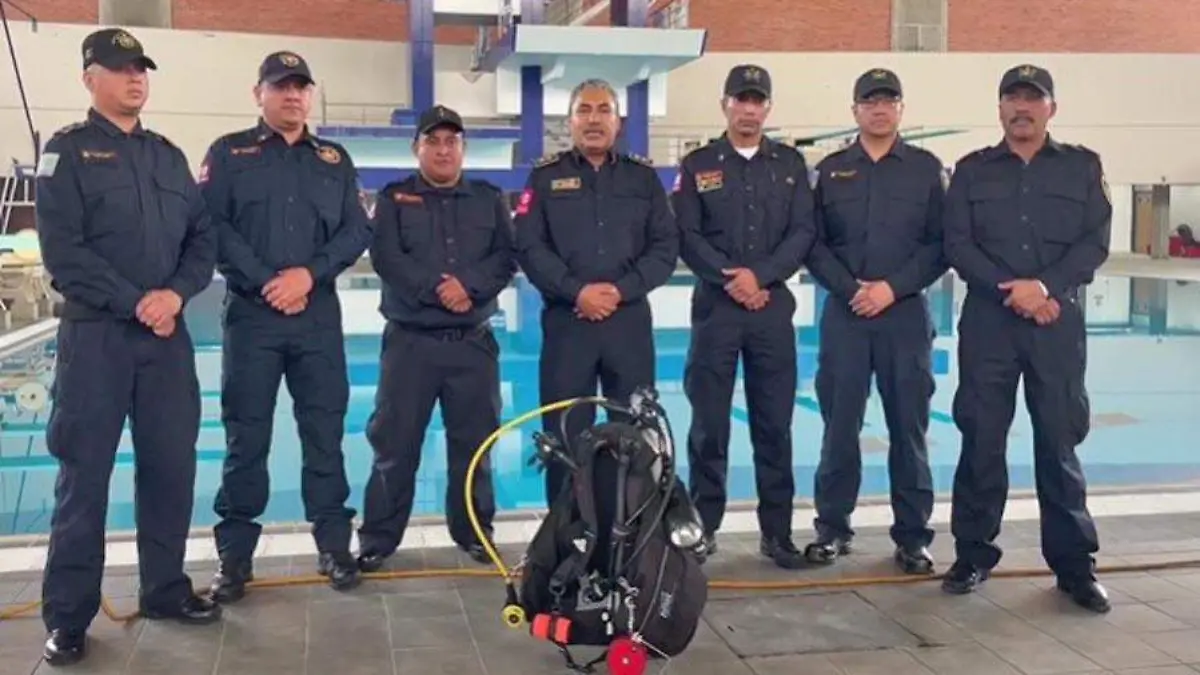 BOMBEROS BUZOS-OK