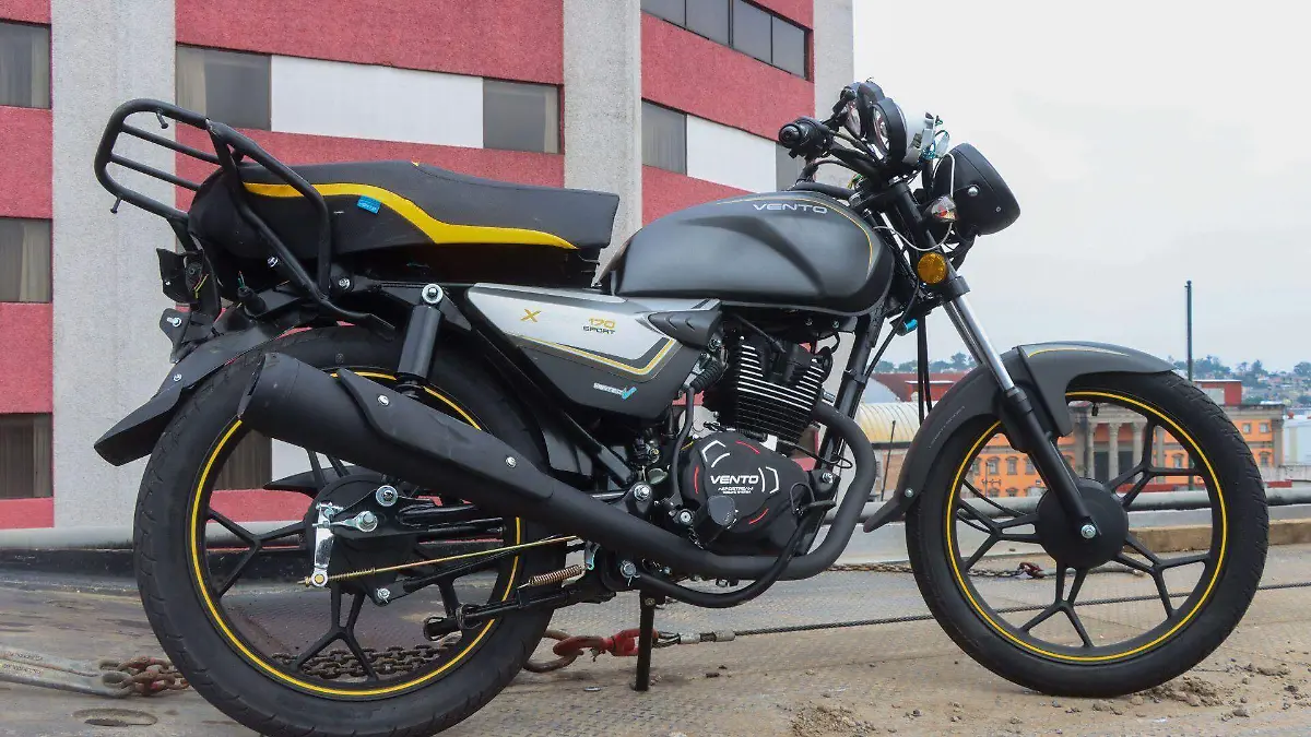 1050222_Motociclista Mujer Atropellada_web