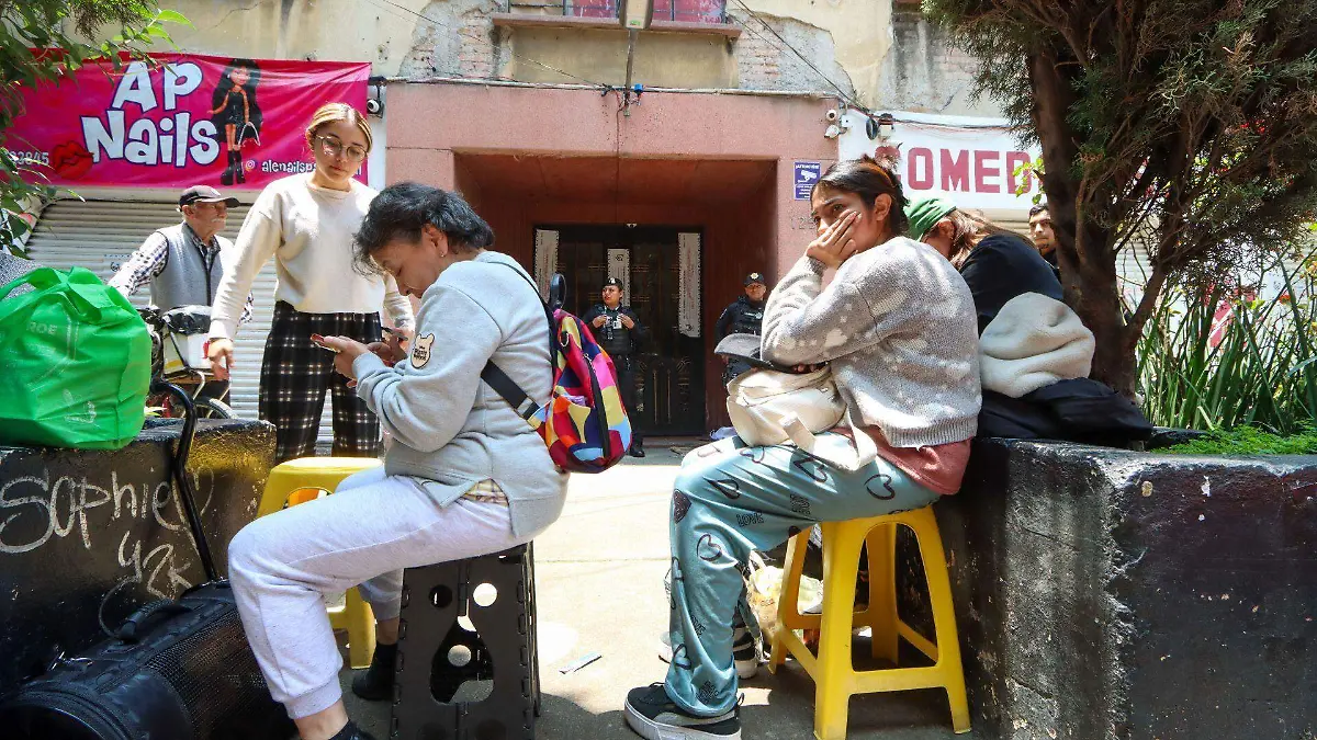 1044938_Desaolojo Colonia Roma_web