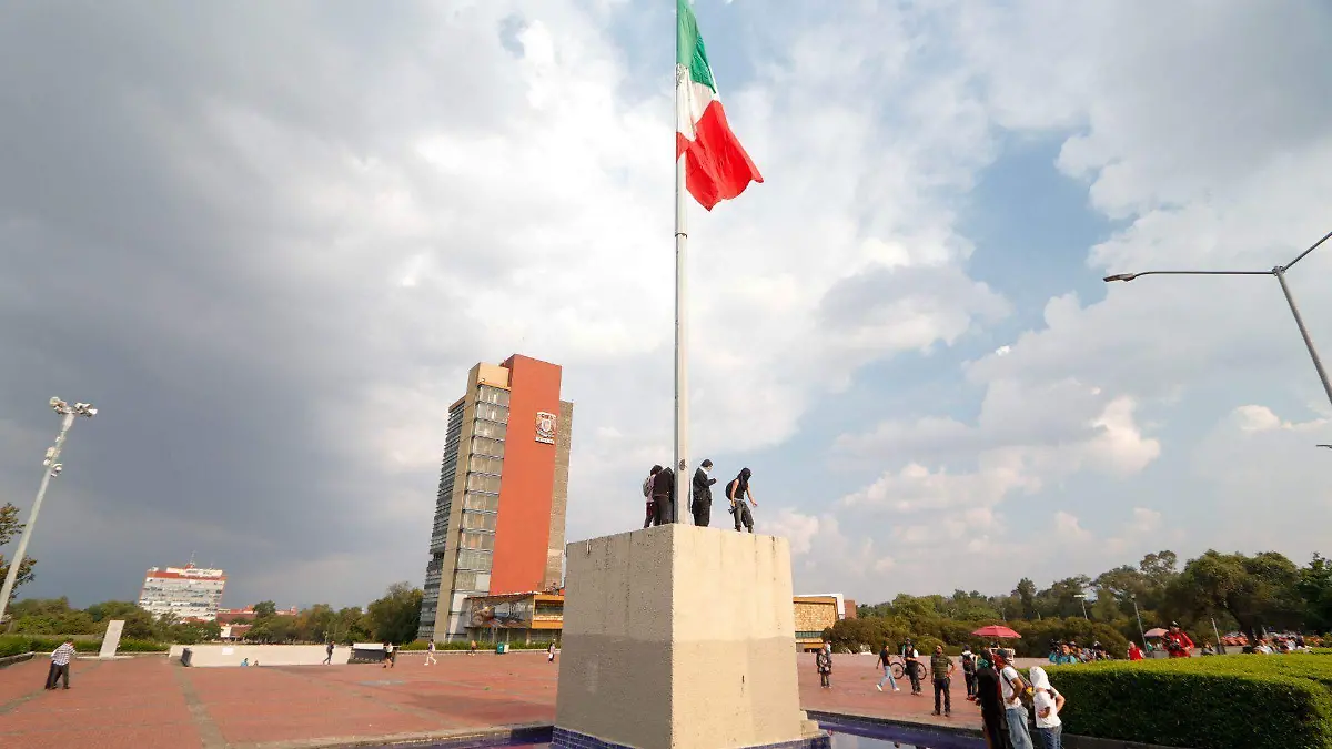 1049197_Manifestación CCH Sur_web