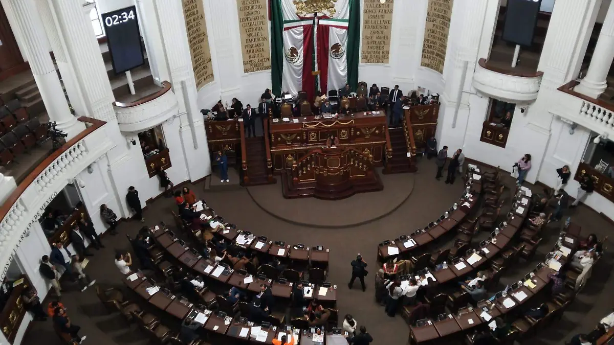 sesion congreso cdmx ARTURO R. PANZSA