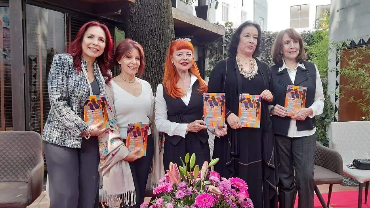 mujeres libro GENOVEVA ORTIZ