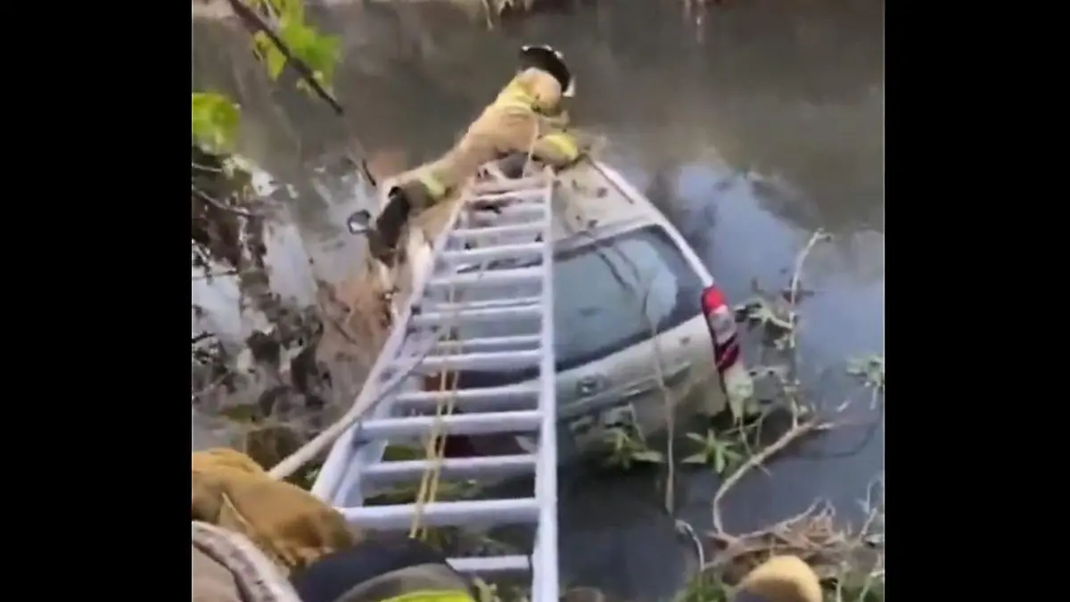 camioneta rio aguas negras cuautitlan