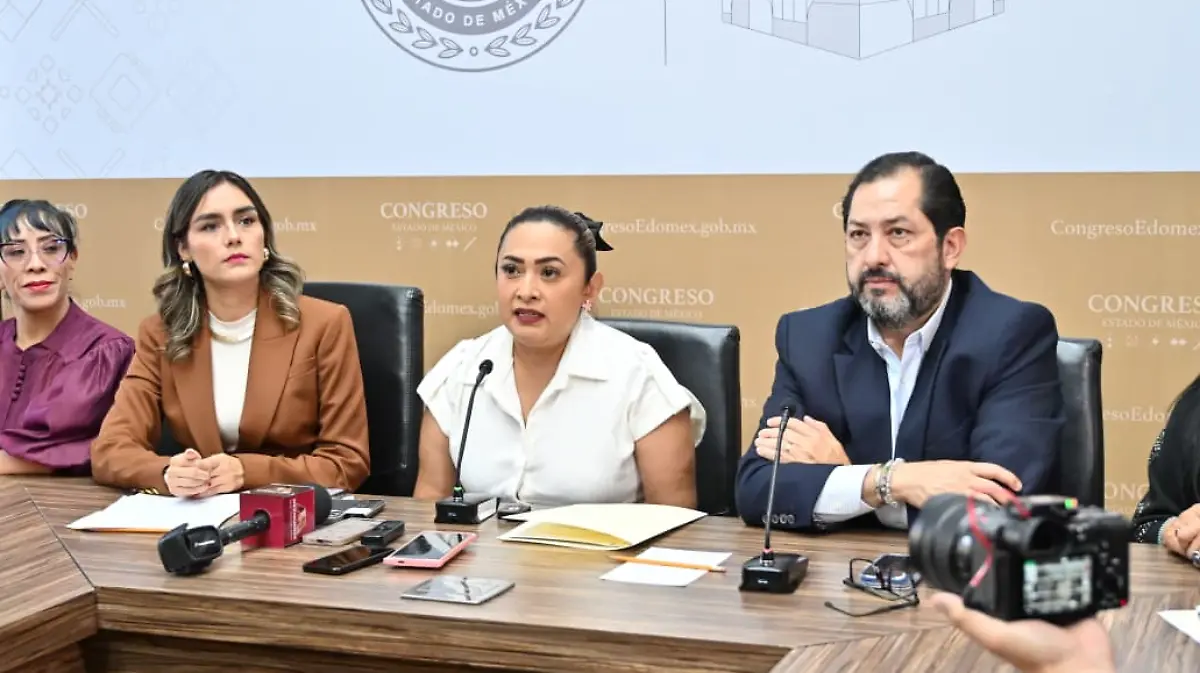 Captura de pantalla 2025-12-08 175542