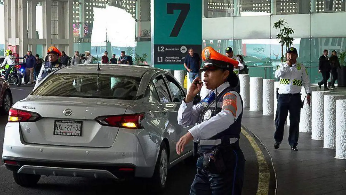 1019106_Operativo tránsito AICM_impreso