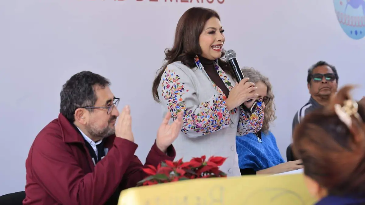 Fiestas decembrinas Clara BRugada (1)