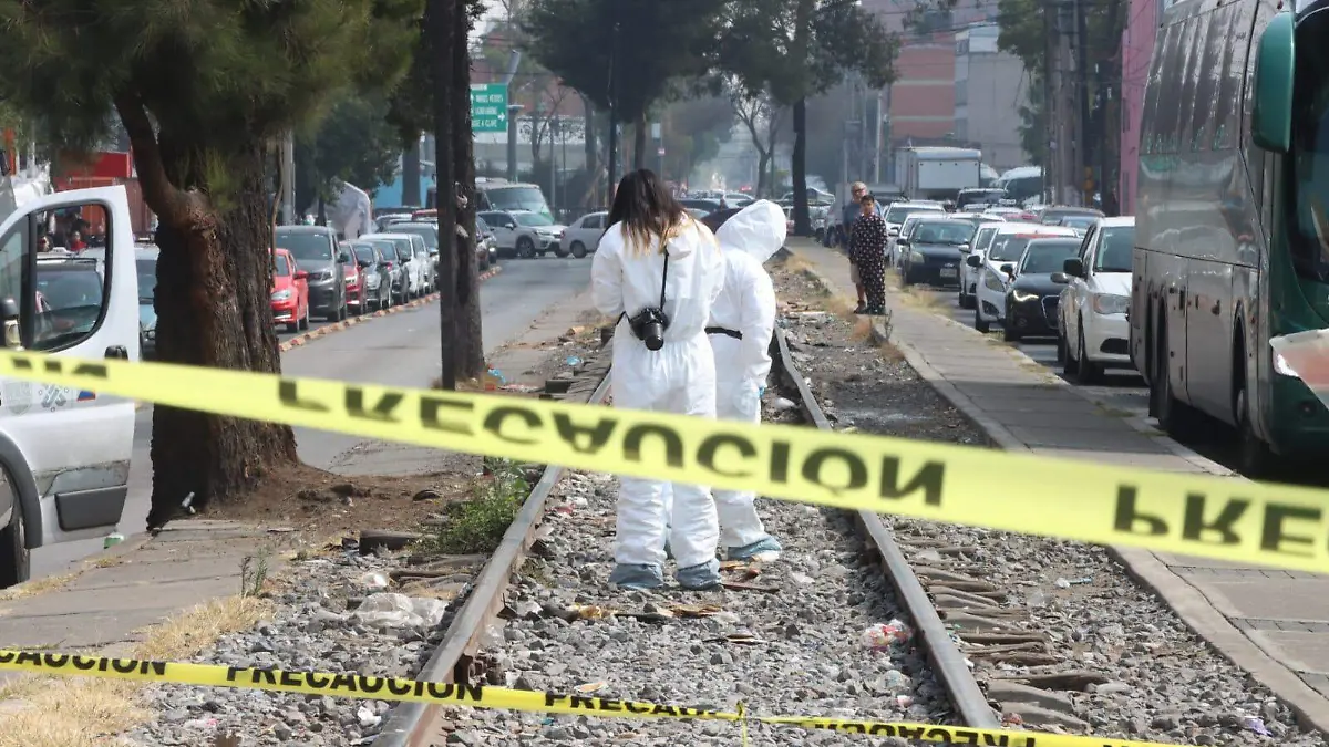 tren gam LUIS BARRERA.2