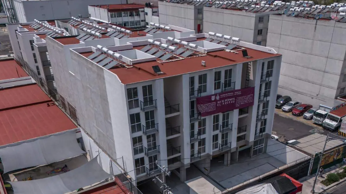 entrega vivienda clara brugada ROBERTO HERNANDEZ