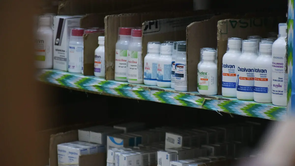 742890_ISSSTE Desabasto Medicinas_impreso