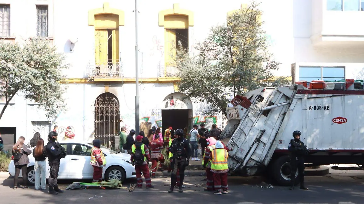 predio invadido LUIS BARRERA