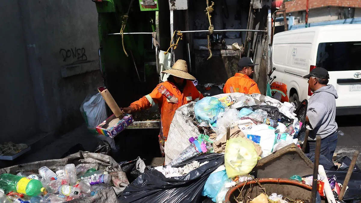 1063568_Separación residuos camión basura Iztapalapa_web