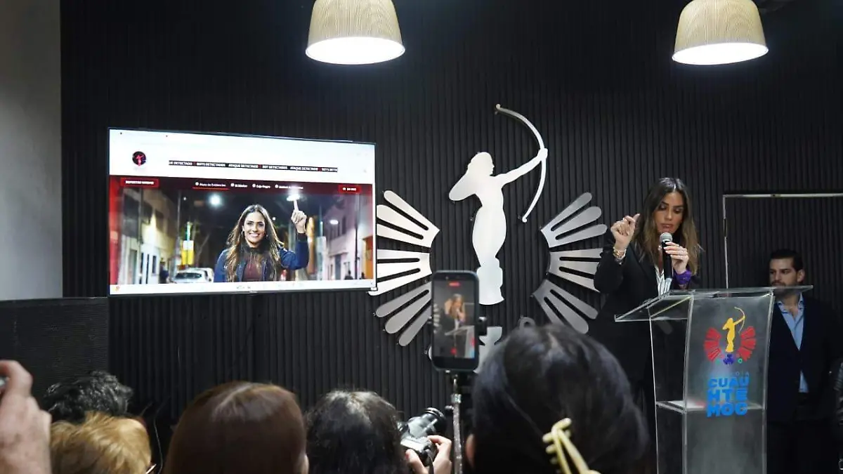 alessandra-rojo-app1