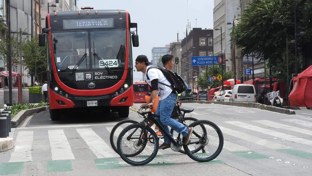 ciclistas IGNACIO HUITZIL.4