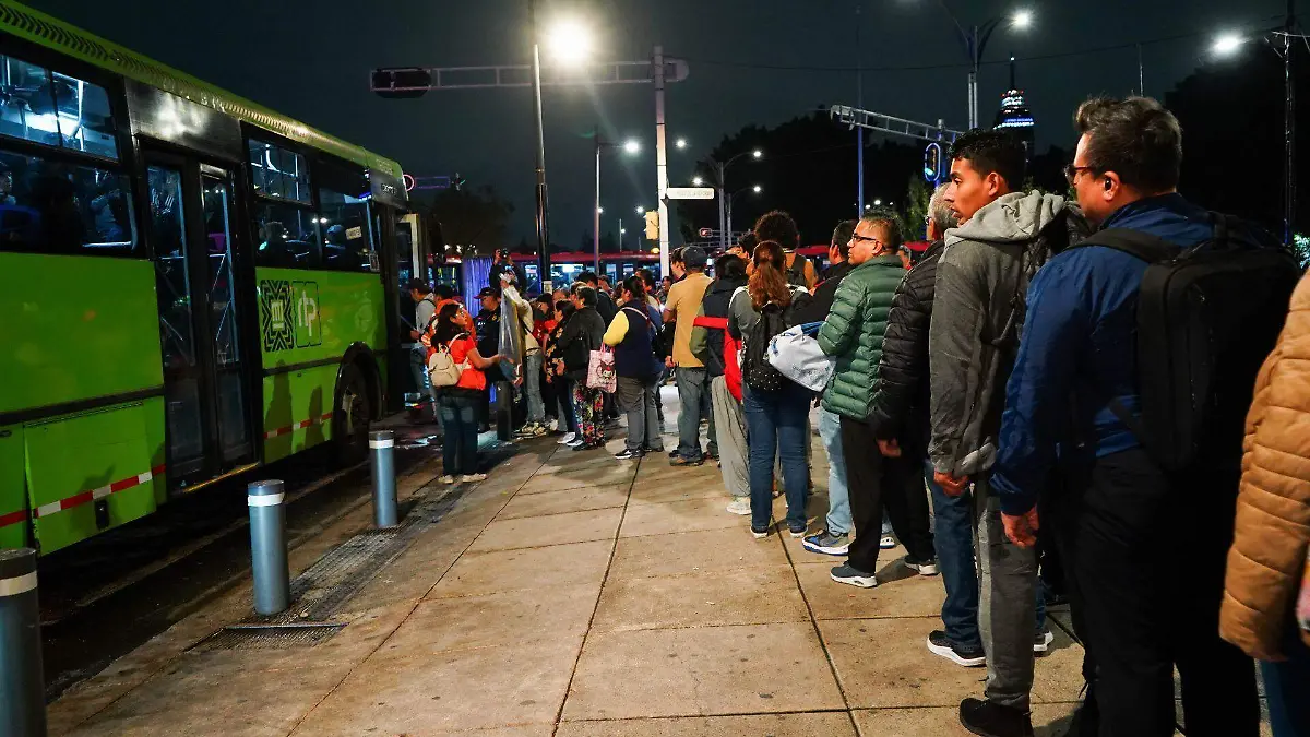 1043533_Suspención Servicio Línea 2_web