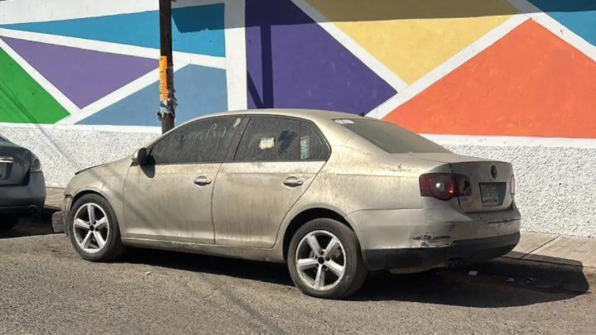 auto abandonado ecatepec CORTESÍA