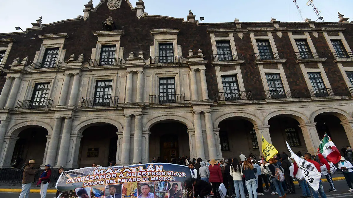 1068185_Piden búsqueda  jóvenes desaparecidos en Mazatlán_web