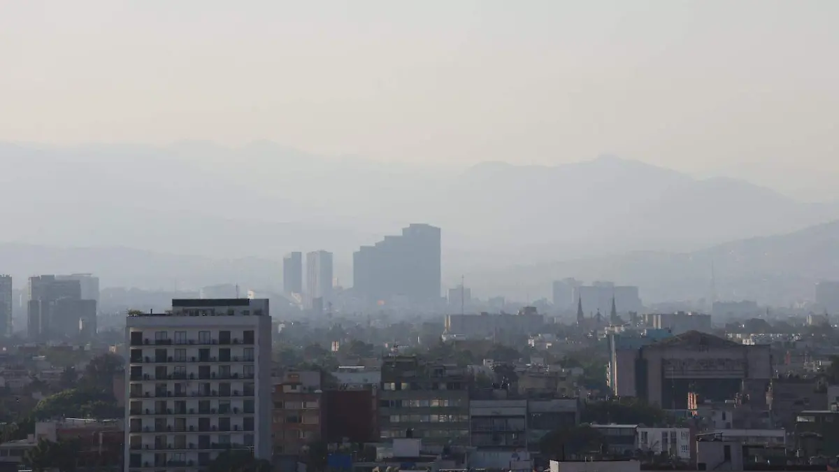 Activan Fase 1 de contingencia ambiental en la CDMX; entra en vigor el Doble Hoy No Circula