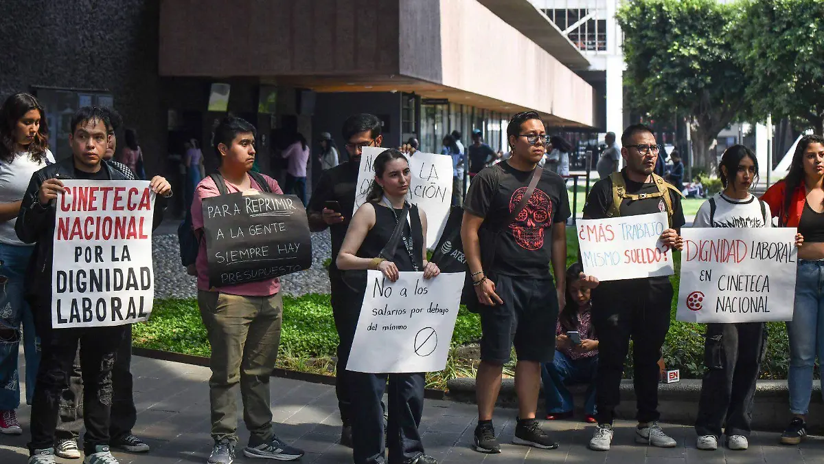 1069041_Protesta Trabajadoras Cineteca Nacional_web