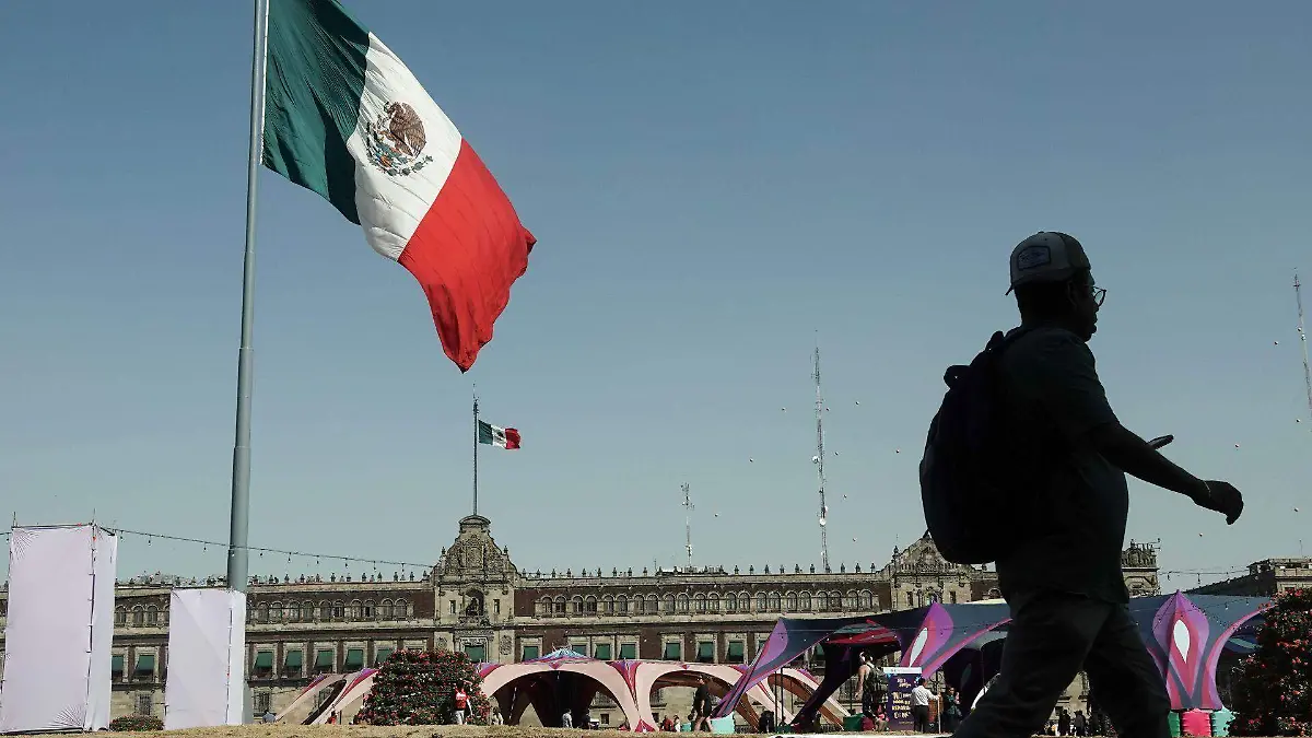 1069859_Vida Cotidiana Zócalo_web