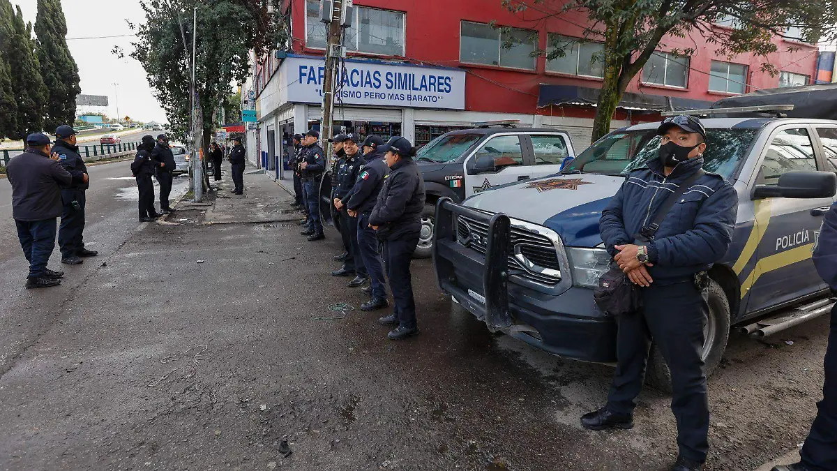 999190_Operativo de seguridad zona Terminal de Toluca_web