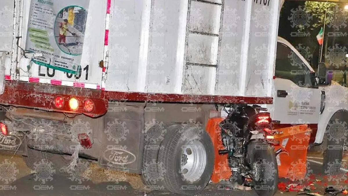 Moto-muerto-viaducto