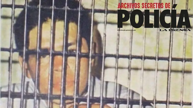 ARCHVOS SECRETOS (4)