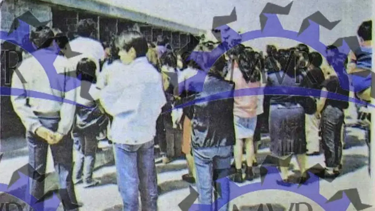 “El Caballo” Dávalos, el hojalatero que pintó de rojo a la capital en un Día de la Mujer