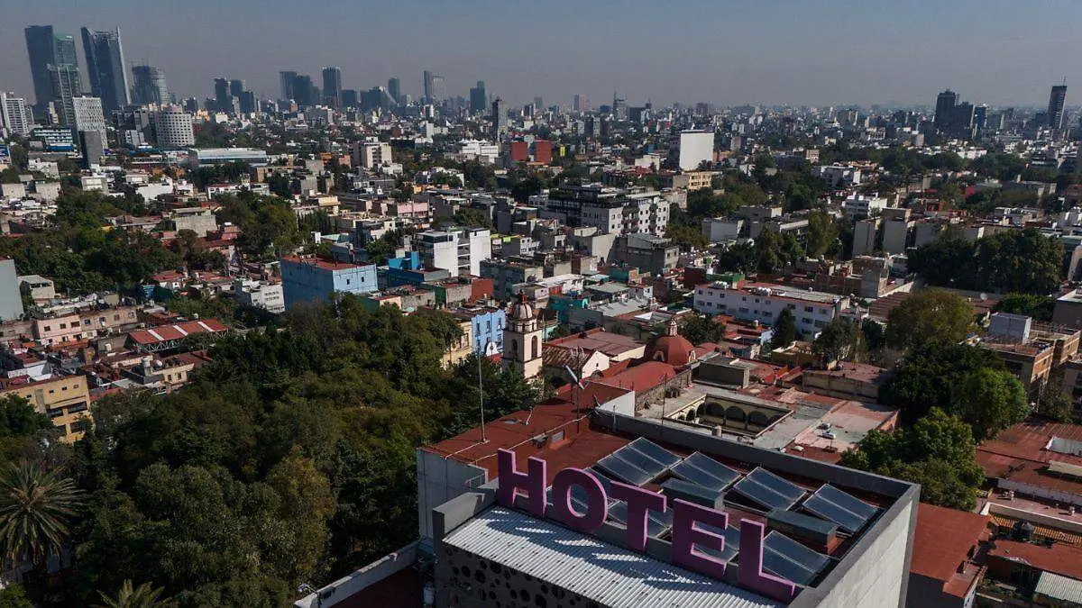 rentas o arbandb ROBERTO HERNANDEZ.8