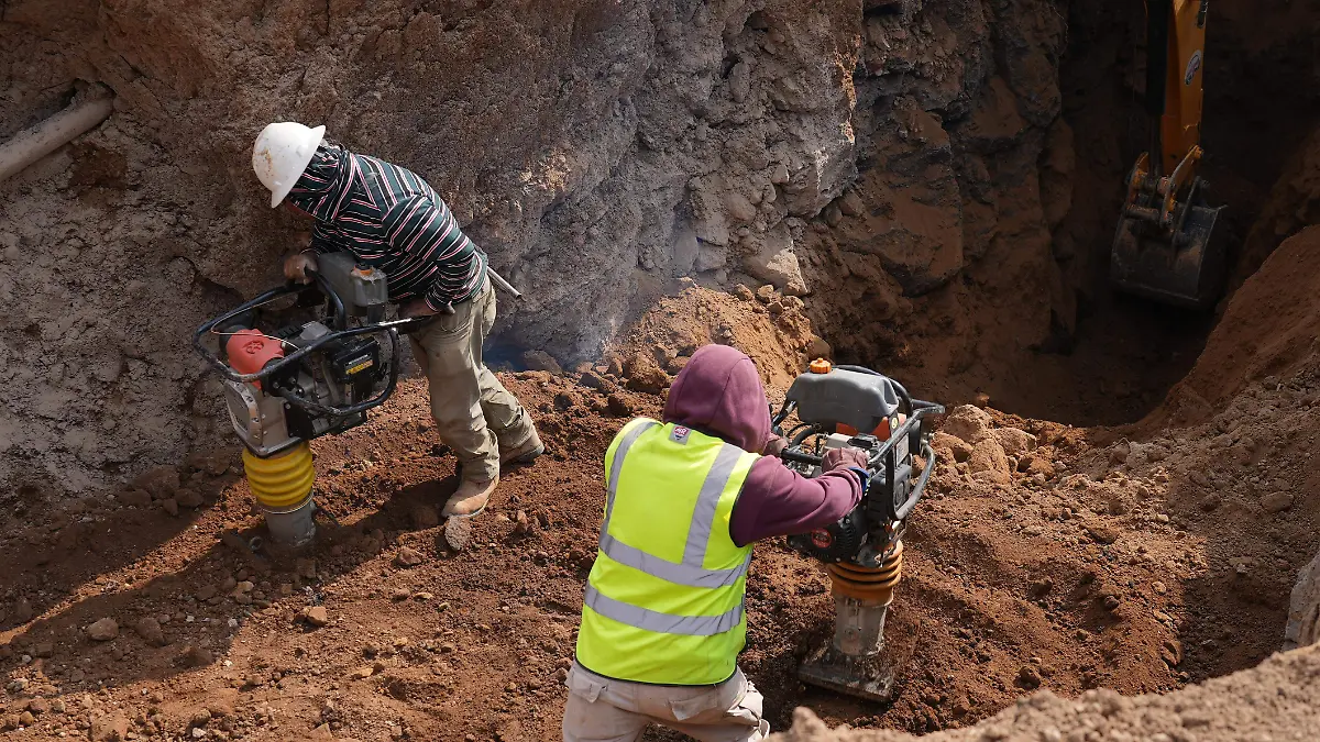 Rehabilitación de drenaje Cto. Azteca 5