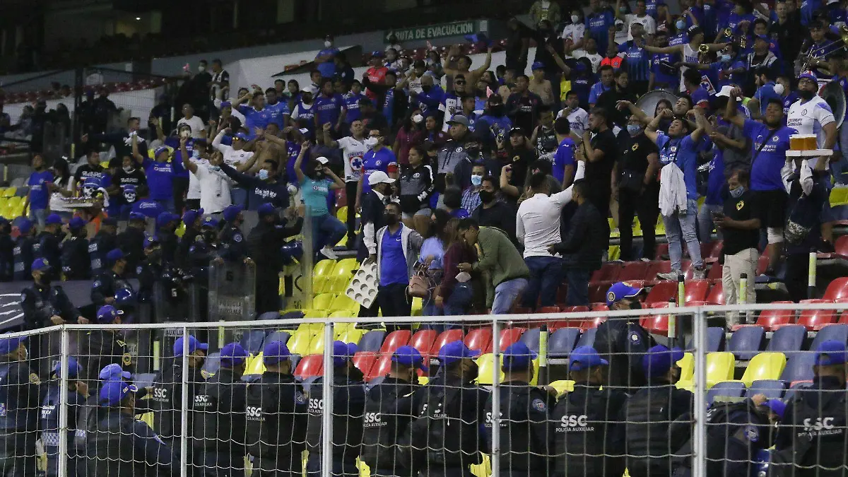 863145_Afición Cruz Azul vs Pumas_web