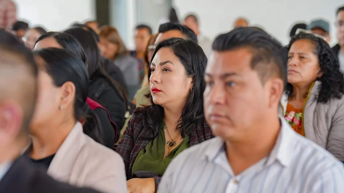 funcionarios capacitacion gobierno de La Paz