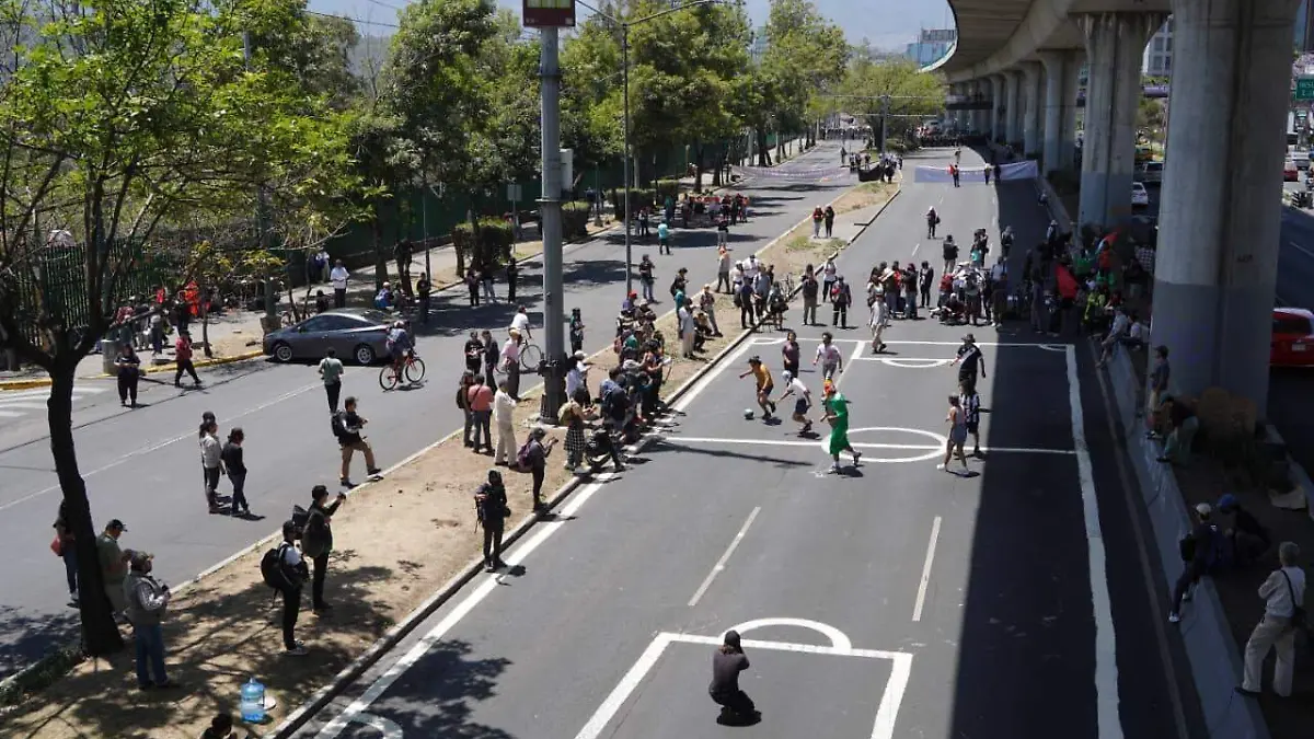 mega reta periferico MAXIMILIANO PEREZ