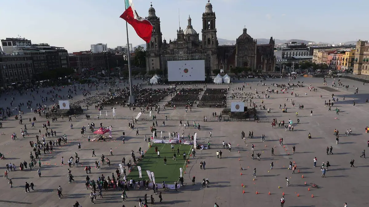 zócalo mega pantalla DAVID DEOLARTE