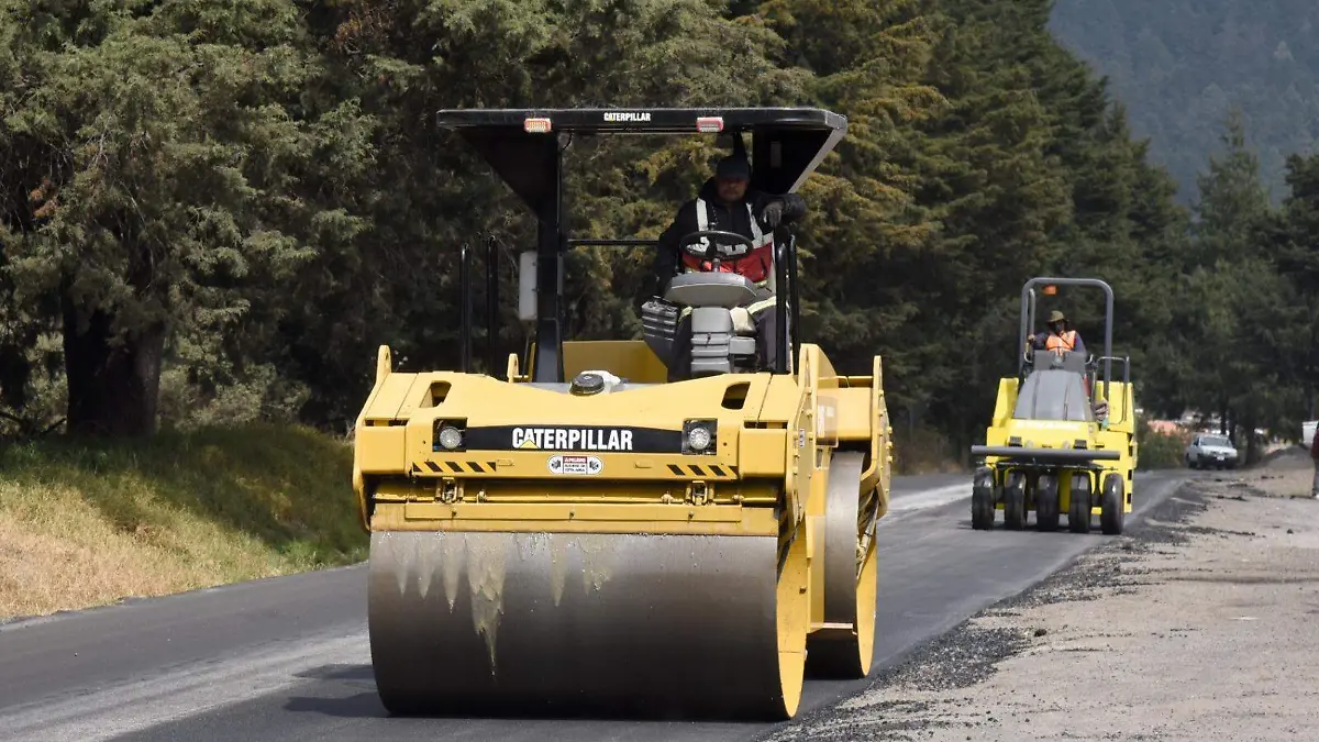 Con recursos propios, Gobierno del Edomex rehabilita carretera México-Toluca-Tenango