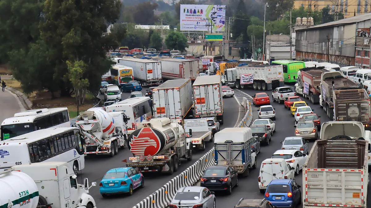 1019772_Bloqueo Salida Pachuca_impreso