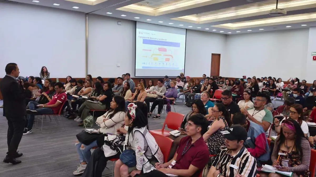 capacitan a servidores contra trata Cortesía SECGOB