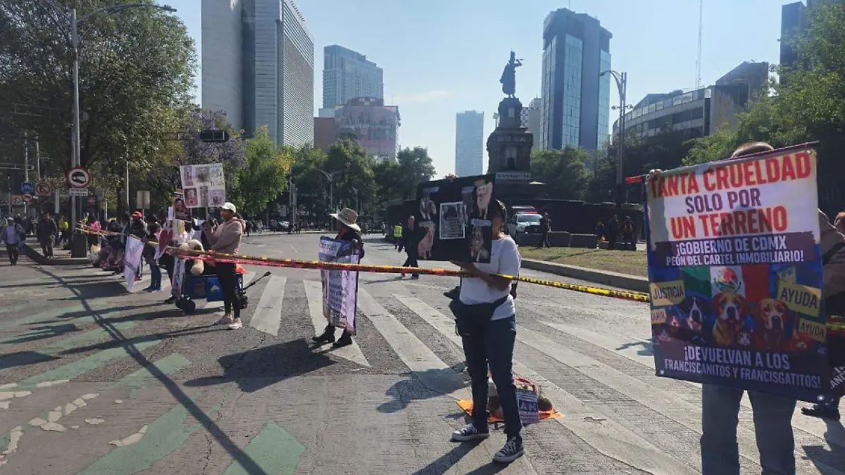 1077376_Protesta por Franciscanitos_web