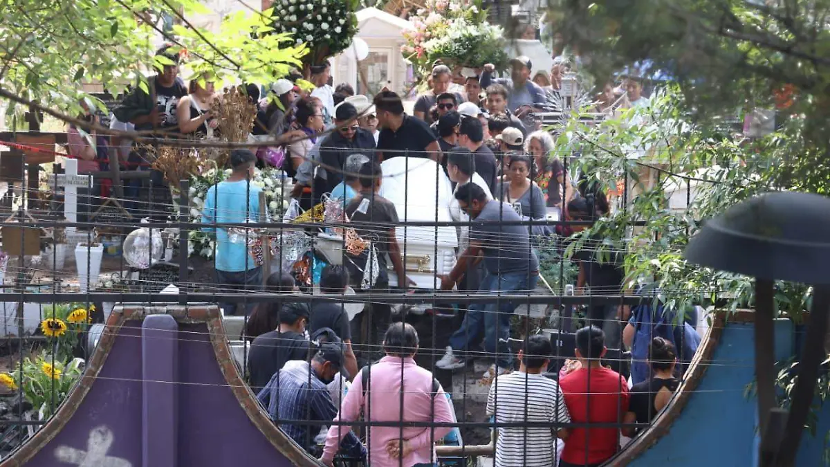 WhatsApp Image 2026-04-19 at 16.38.05