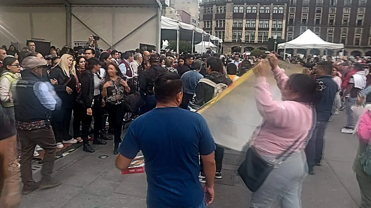 manifestantes exigen vivienda CORTESÍA
