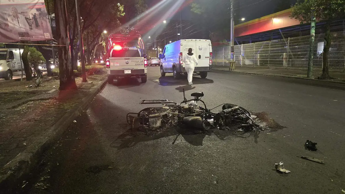 MOTOCICLISTA DERRAPADO