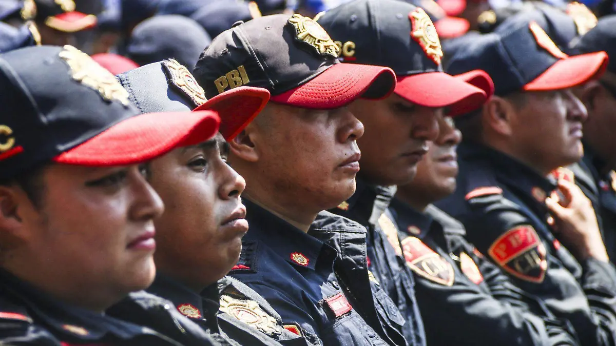 1053410_Premios y reconomientos a Policias_web