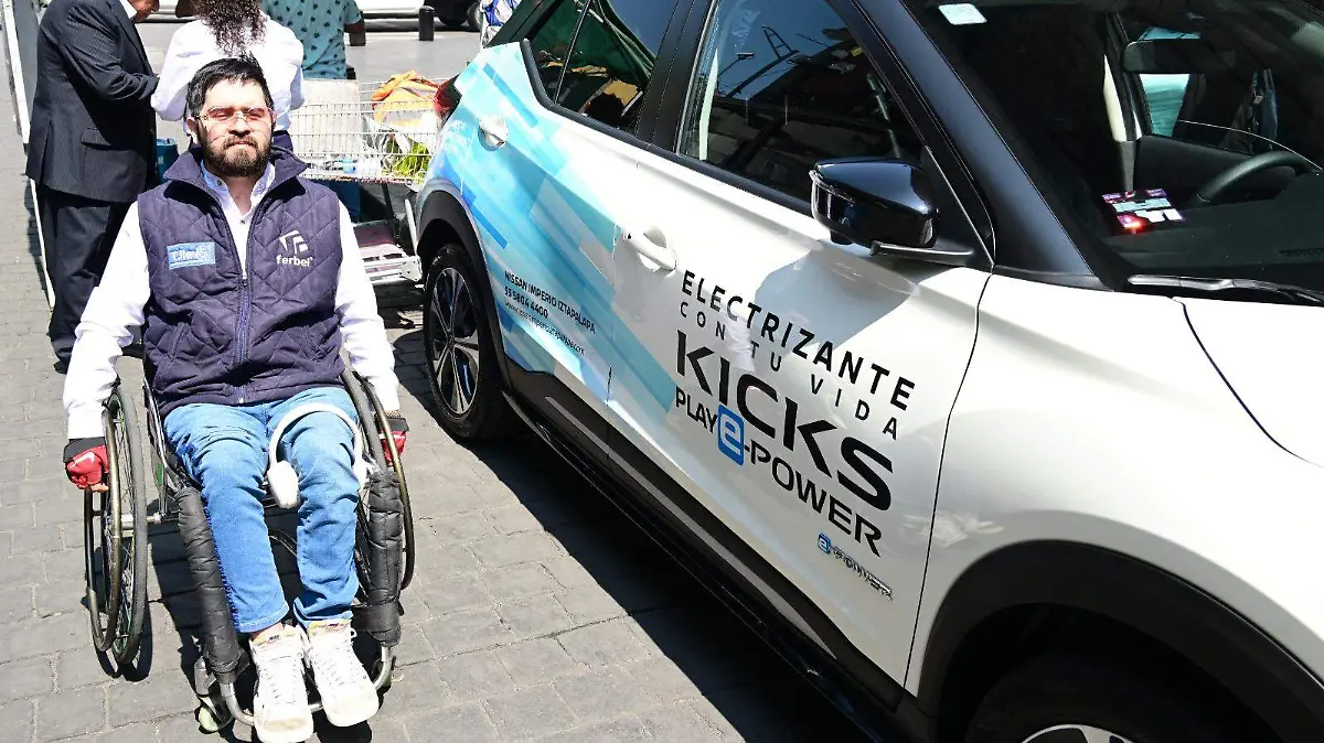 taxi personas discapacidad CONGRESO cdmx