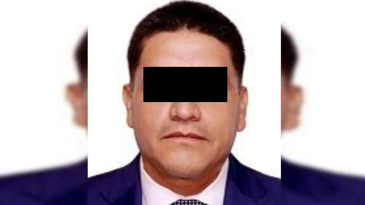 FUNCIONARIO COYOACAN1