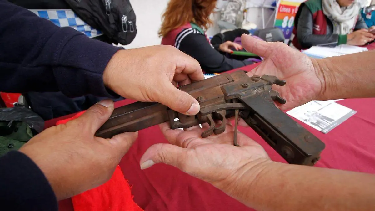 desarme Cortesía SECGOB