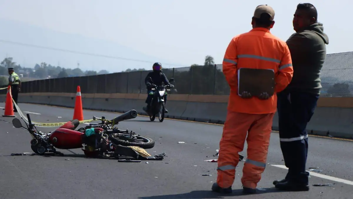 Muere mujer motociclista  (1)