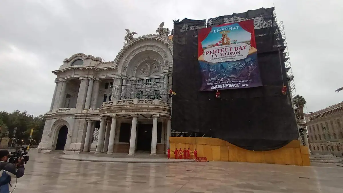GREENPEACE2