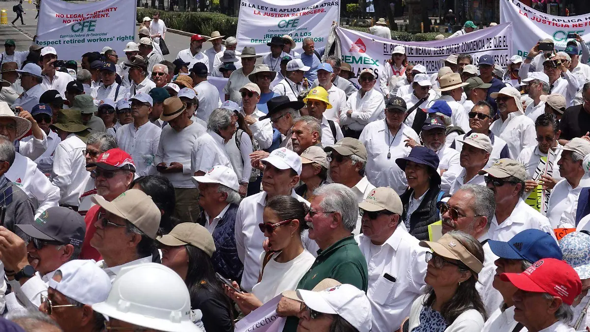 1078016_Protesta jubilados CFE y PEMEX_web